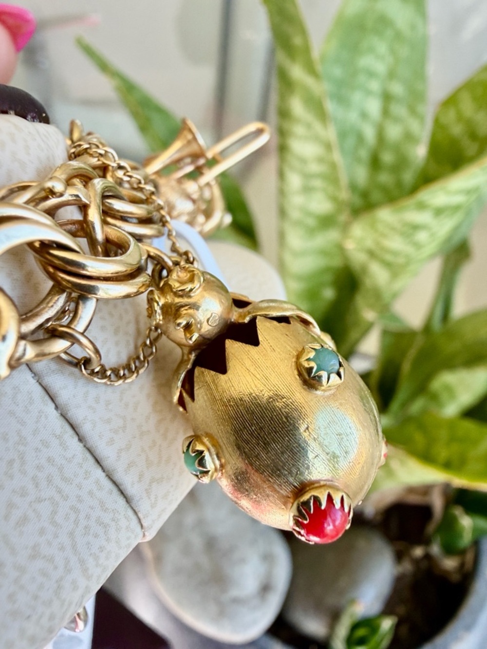 14 and 18 karat gold charm bracelet - Picture 7 of 10